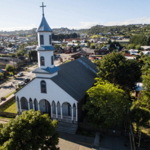 CHILOÉ HUILO HUILO