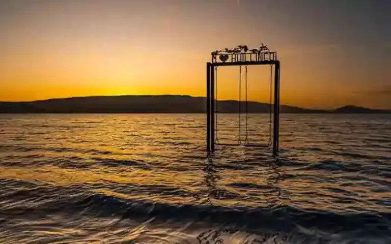 Columpio de los Enamorados, Huillinco